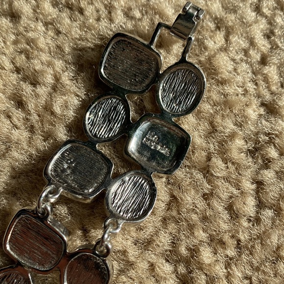 🌟2for$20🌟 Lia Sophia sturdy metal with white enamel bracelet - Picture 5 of 5